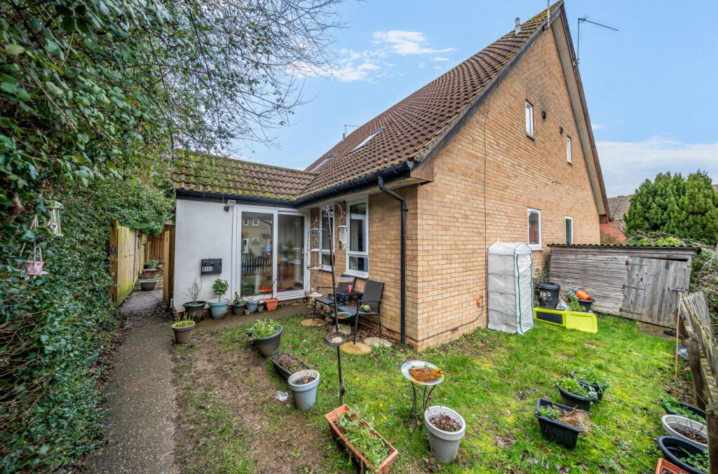 Main image of property: Beaconsfield Way, Earley, Reading