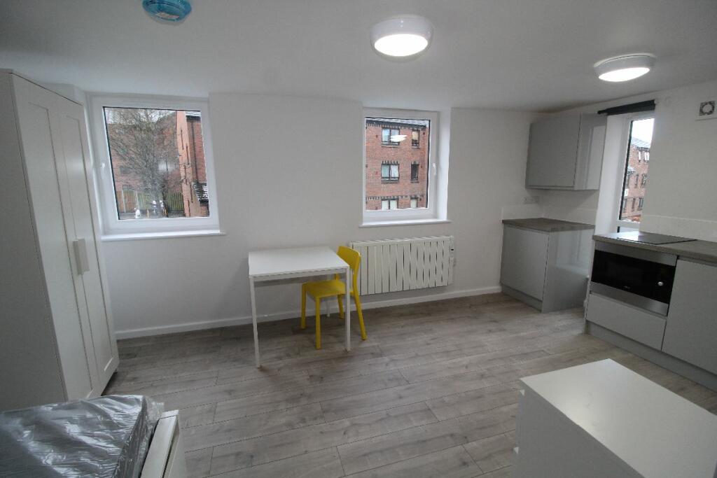 Main image of property: 4 Lodge Bank, Moor Lane , PRESTON PR1 1JR