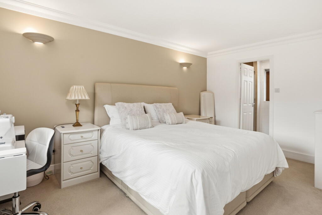 Additional image 20 of Earlsmere, Earlswood, Solihull, B94 6AJ