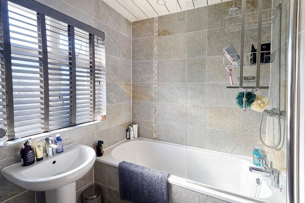 Additional image 8 of Delph Terrace, Clayton, Bradford