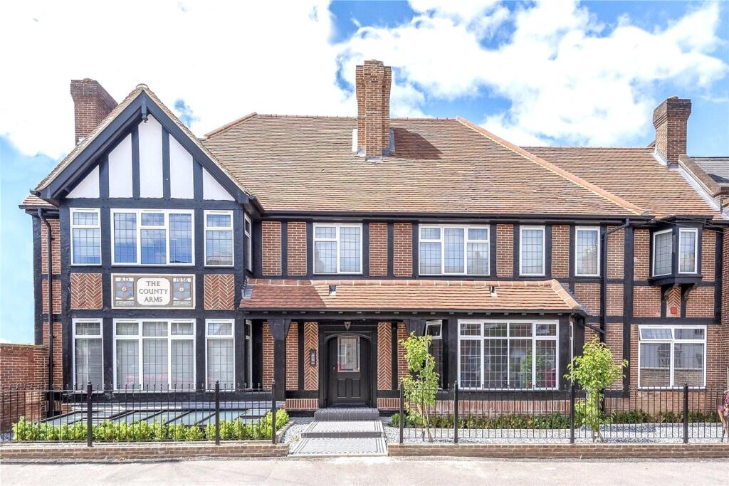 Main image of property: Watlington Street, Reading, RG1