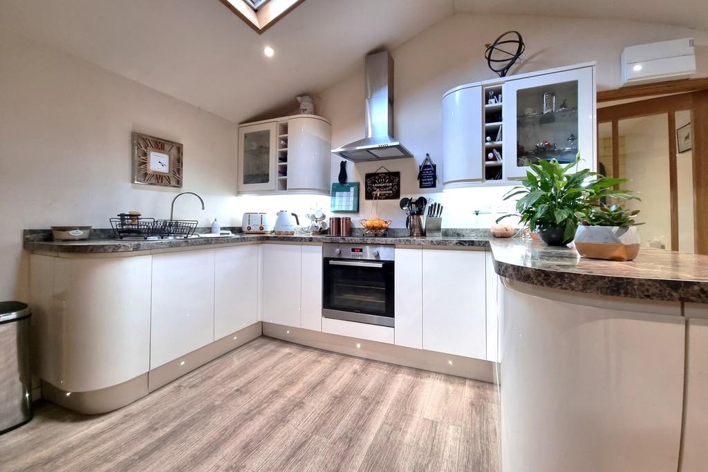 Hambrook Hill North, Hambrook - View 3