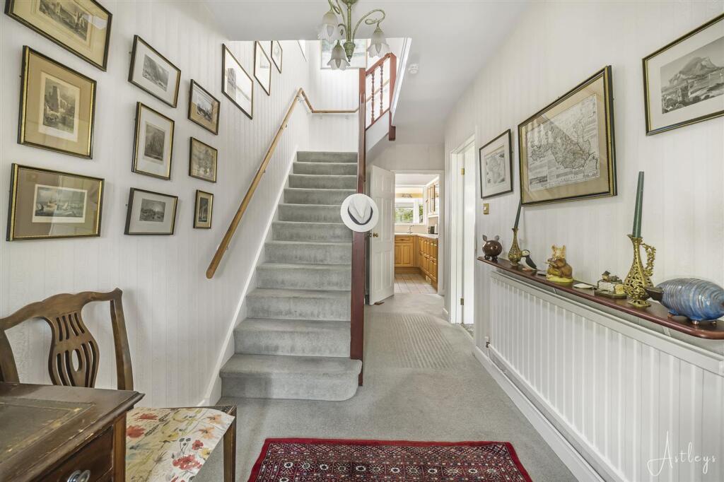 House in Pennard - More