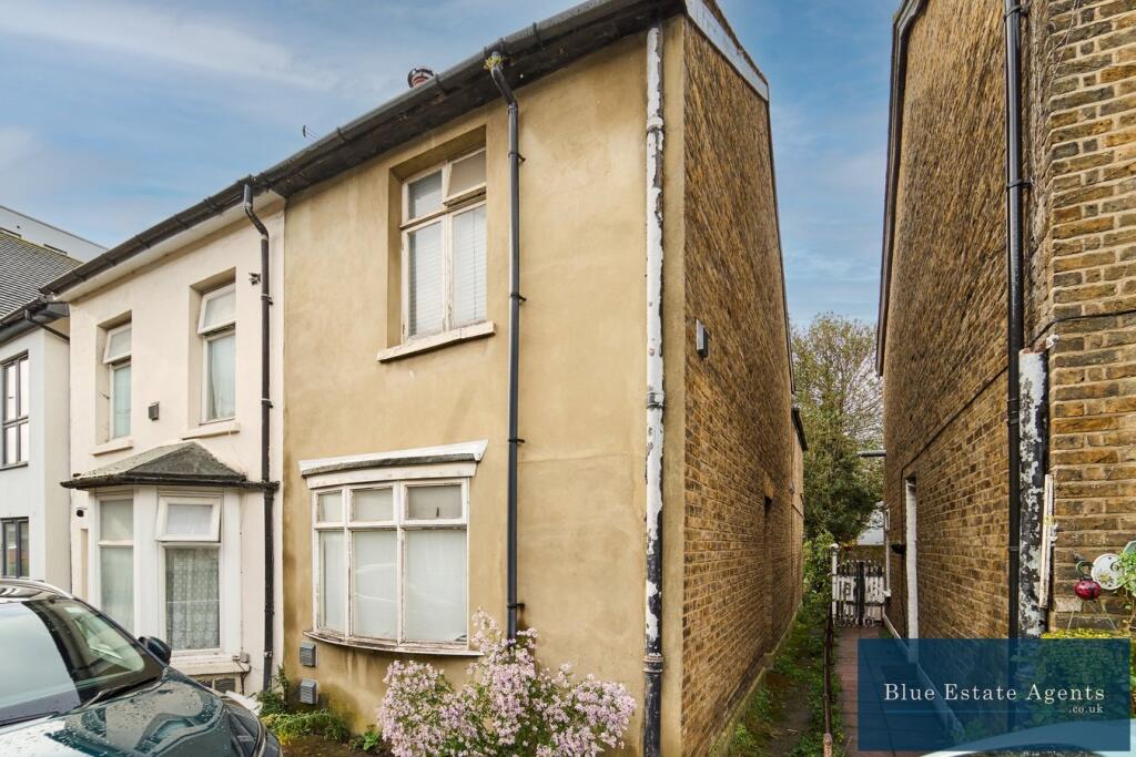 Upton Road, Hounslow, TW3 photo 2