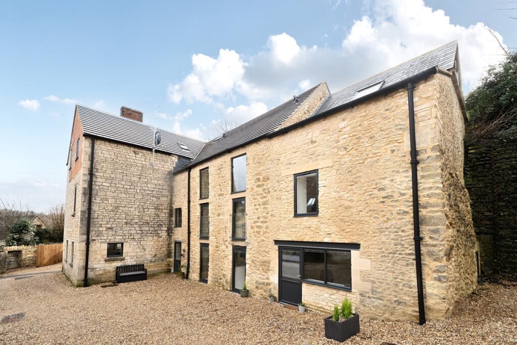 Main image of property: Tetbury Lane Nailsworth GL6