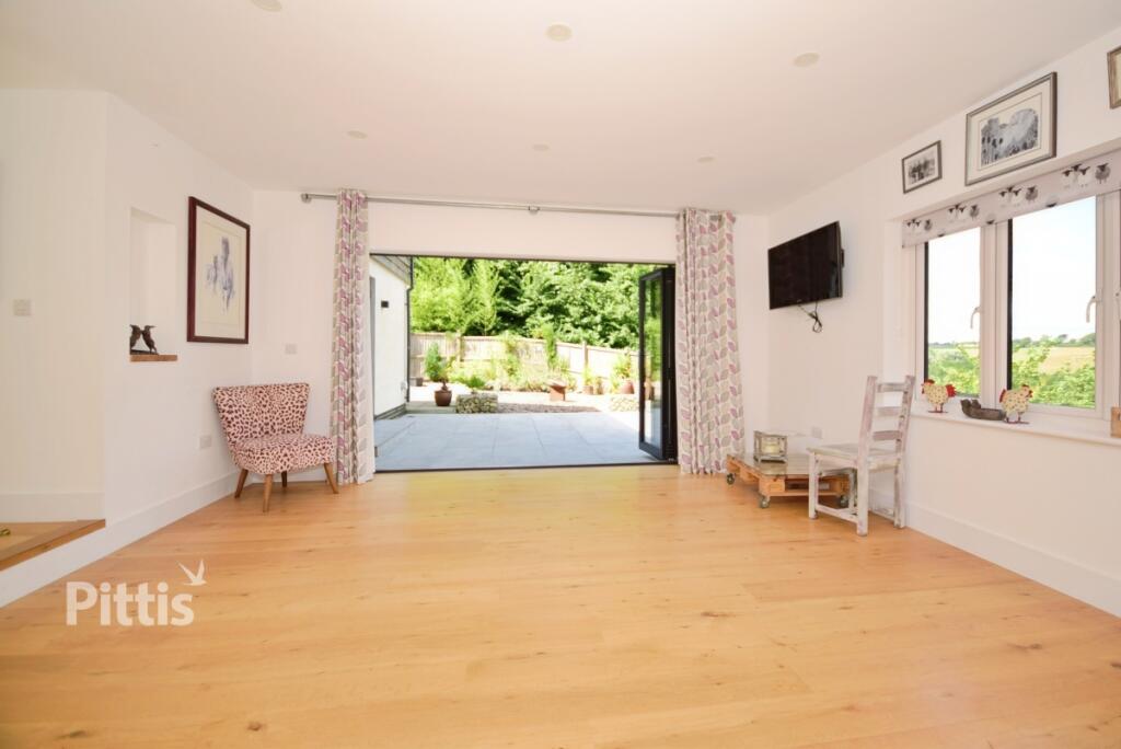 House in Portsmouth - View 5