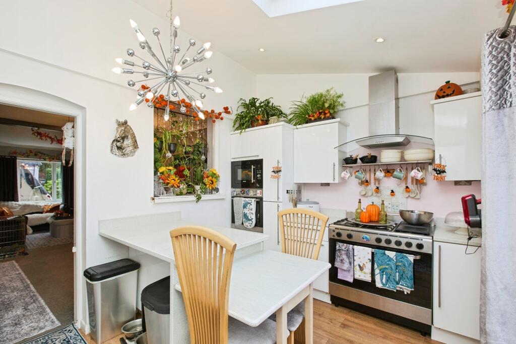 House in Swadlincote, Lower Midway, Midway - View 4