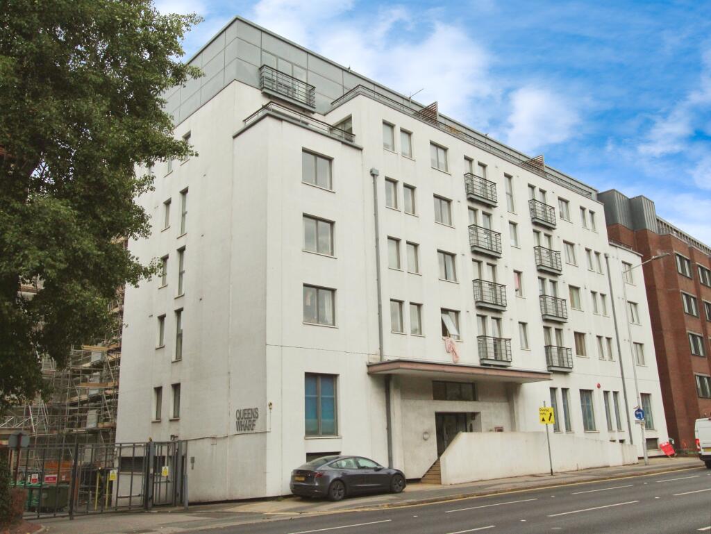 Main image of property: Queens Road, Reading, Reading, RG1