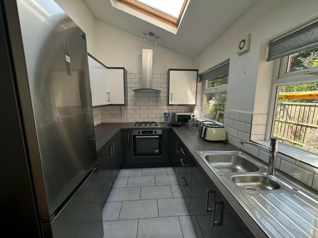 House in Nottingham - View 2