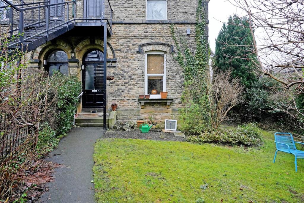 Main image of property: 2A Summerfield, Broomhill, Sheffield