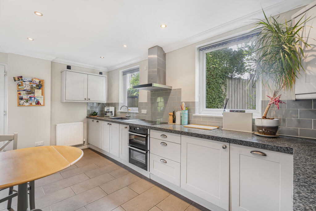 Curtis Way, Berkhamsted, HP4 photo 4