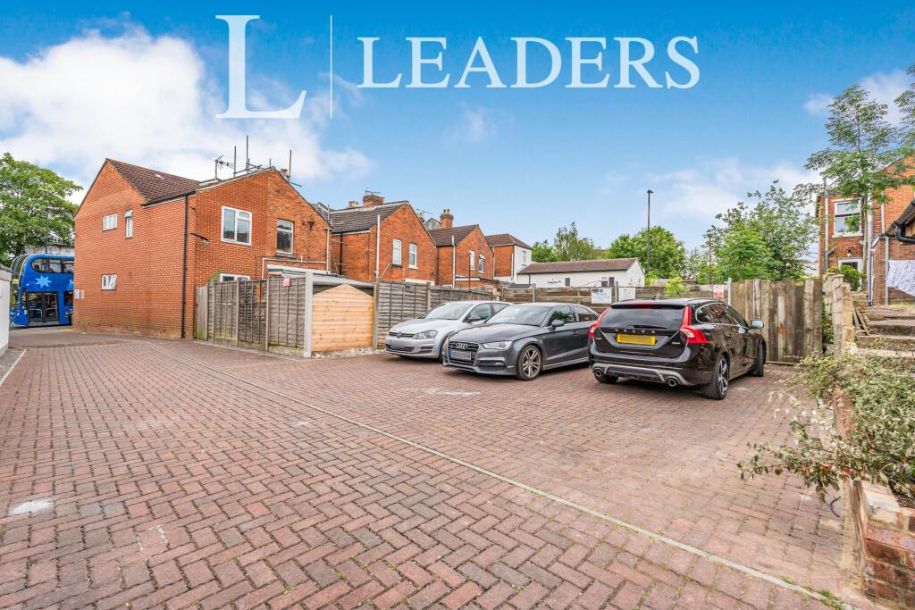 Main image of property: Warren Avenue, Southampton, SO16