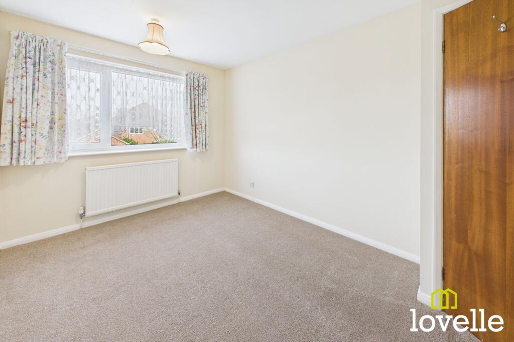 House in Hull - View 4