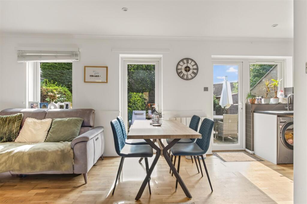 House in Dorchester - View 5