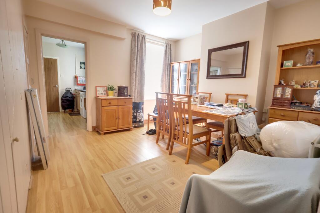 House in Southampton - View 5