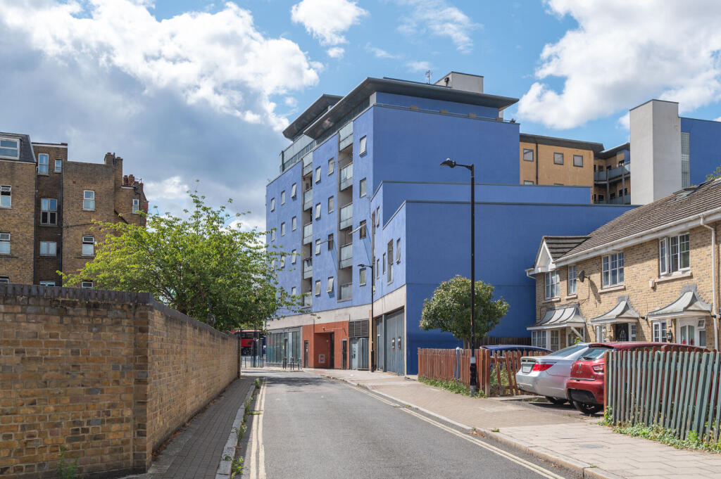 Main image of property: Staffordshire Street, Peckham, London, SE15