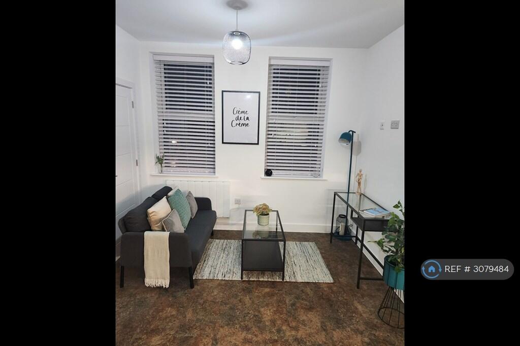 Apartment in Bristol - More
