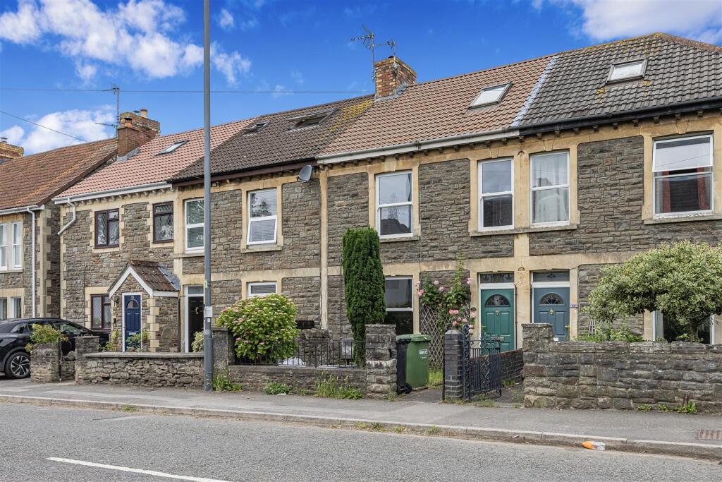 3-bed terraced on High Street, Oldland Common, £379,950