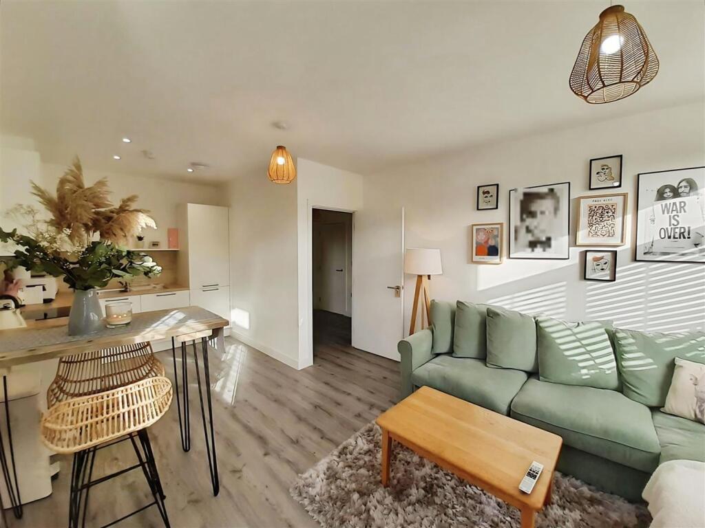 Main image of property: Wagon Lane, Birmingham