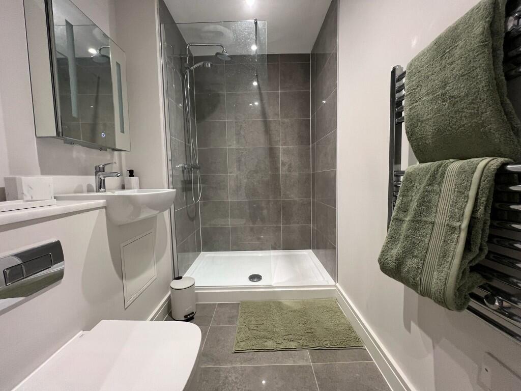 Apartment in Leeds - View 4