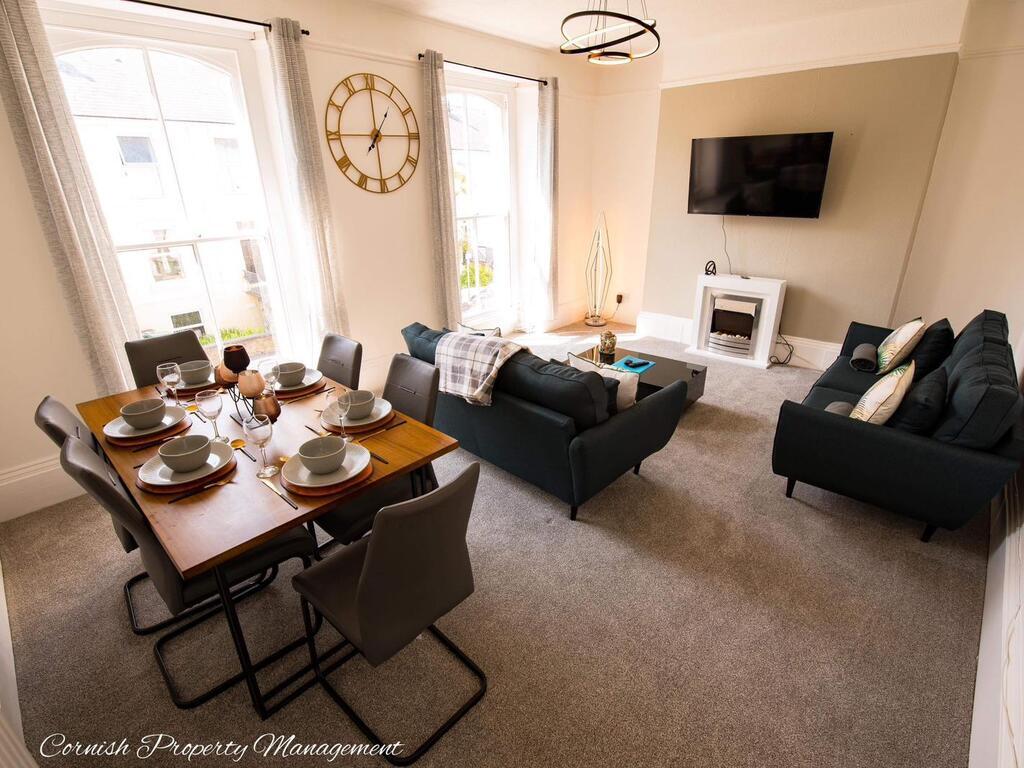 Apartment in Plymouth