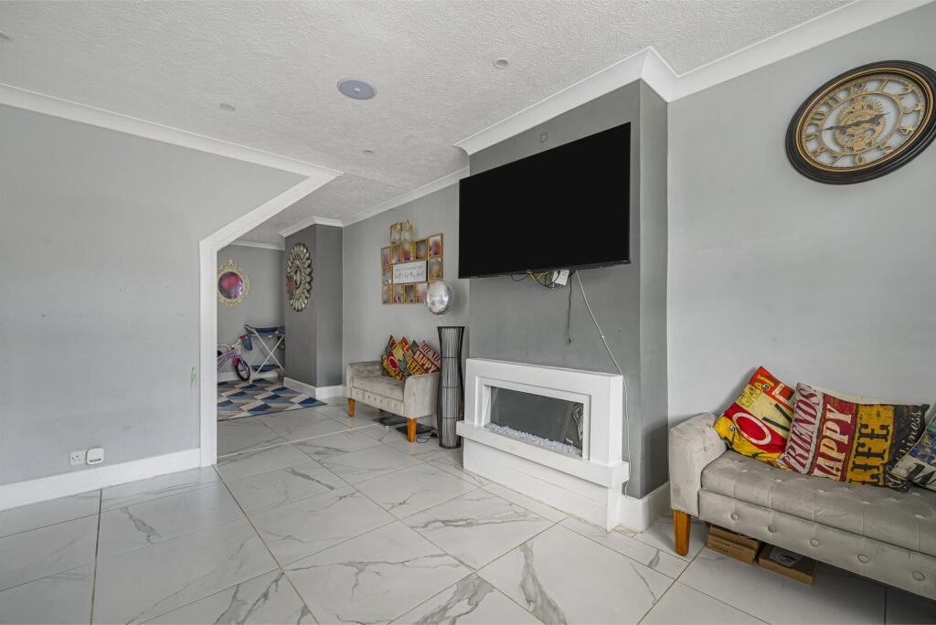 House in London - View 4