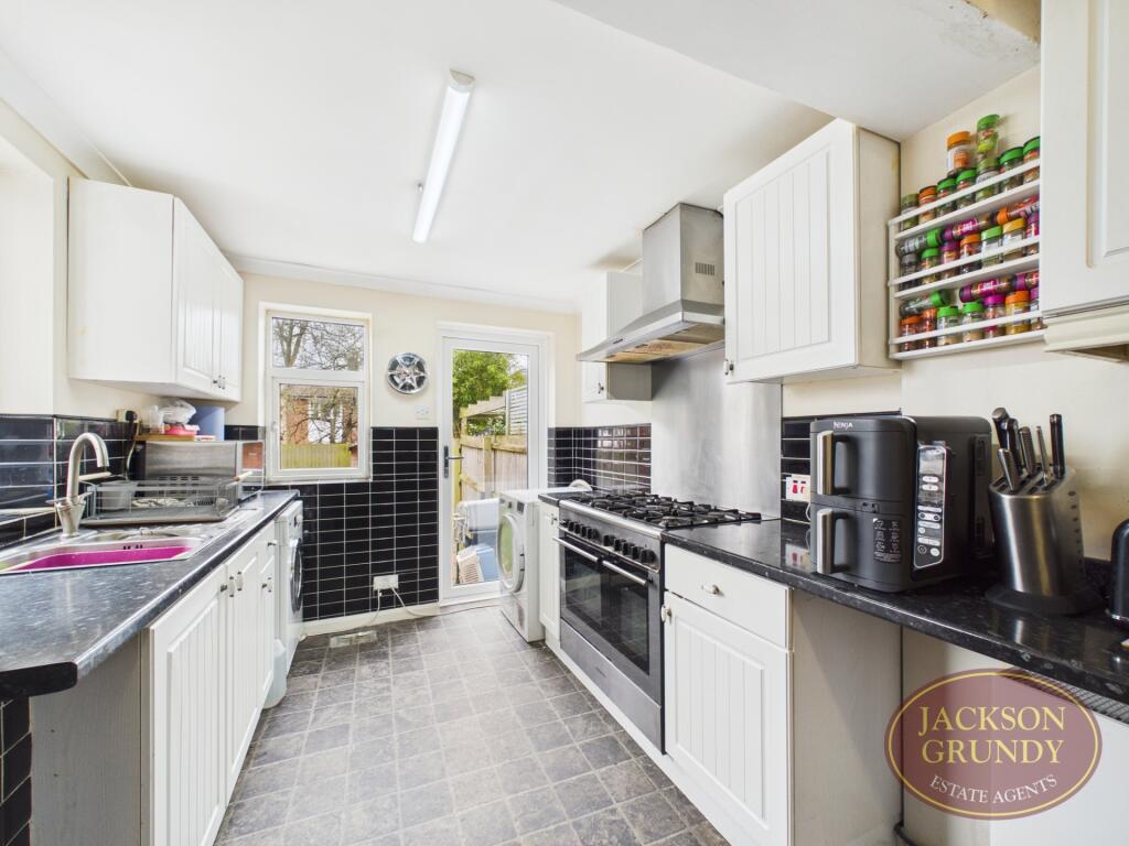 House in Northampton, West Northamptonshire - View 3