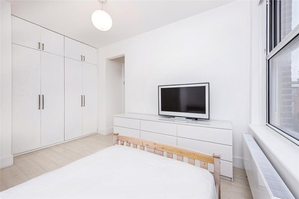 Apartment in London - View 5