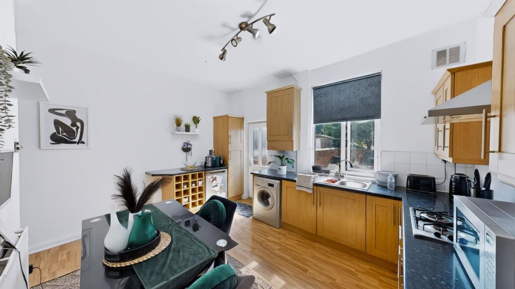 Park Road, Westhoughton, BL5 photo 5