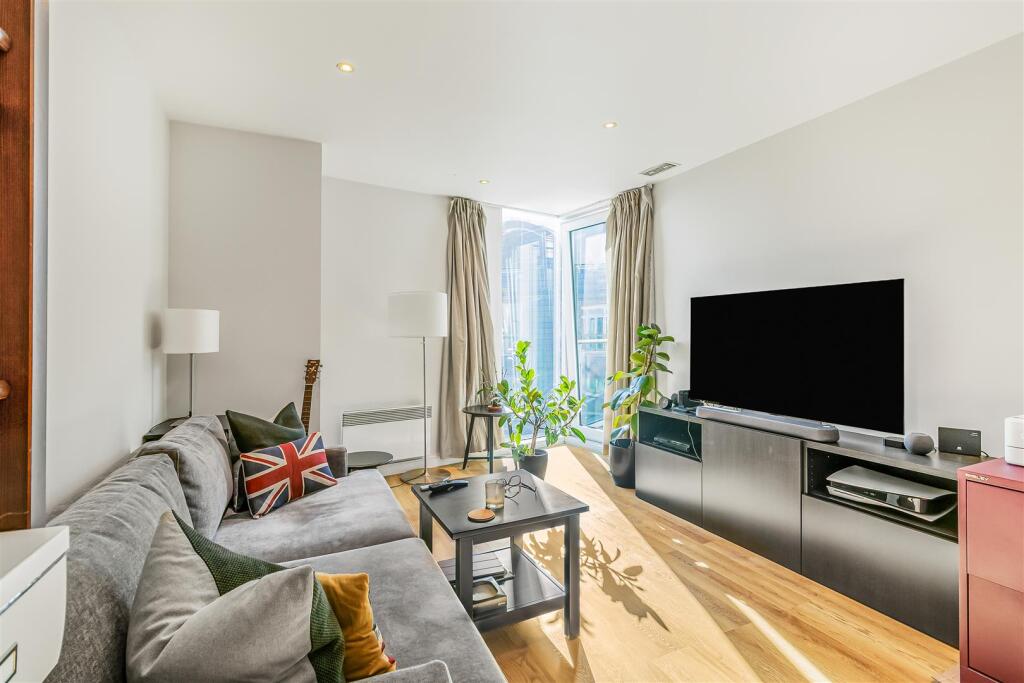 Main image of property: 9 Albert Embankment, Vauxhall, London SE1