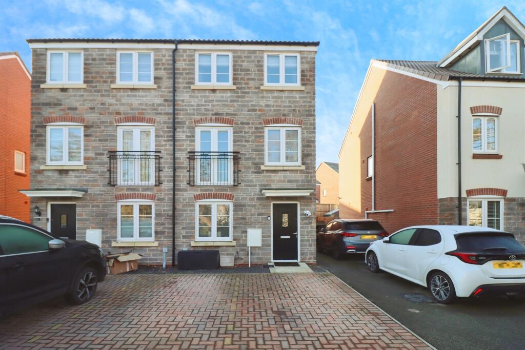 Main image of property: Trefoil Way, Emersons Green, BRISTOL