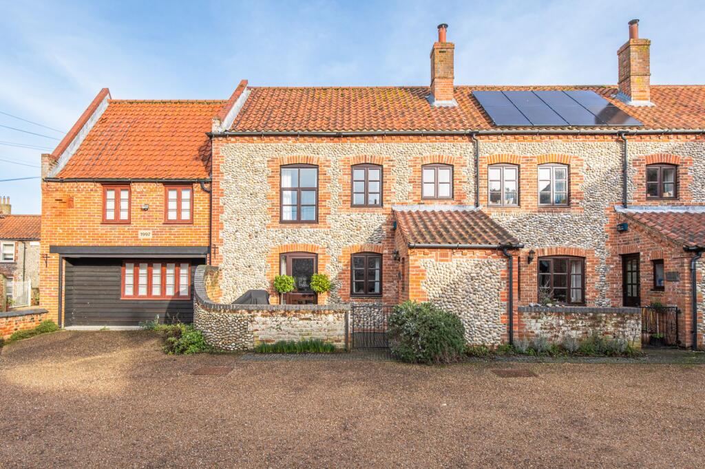 Main image of property: 1 The Old Maltings, High Street, NR25