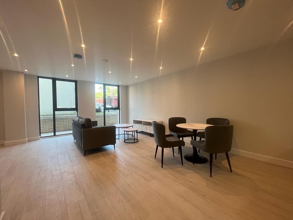 3 bedroom end of terrace house for rent