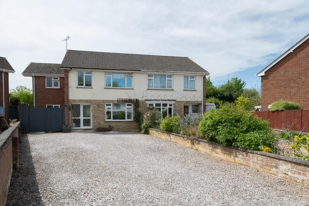 Main image of property: Earls Close, Bishopstoke, SO50
