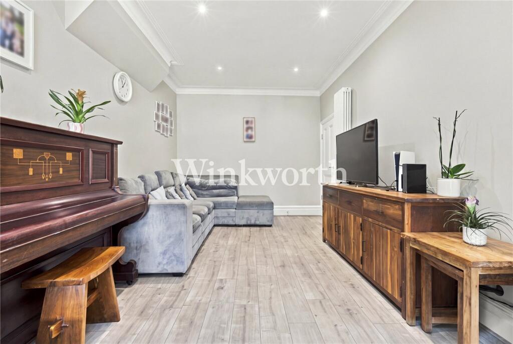 Apartment in London, Winchmore Hill, Palmers Green - View 5