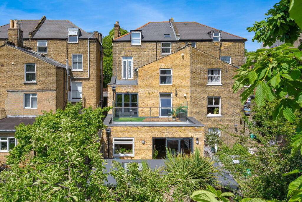 Main image of property: Thurlow Park Road, Dulwich, SE21 8HY