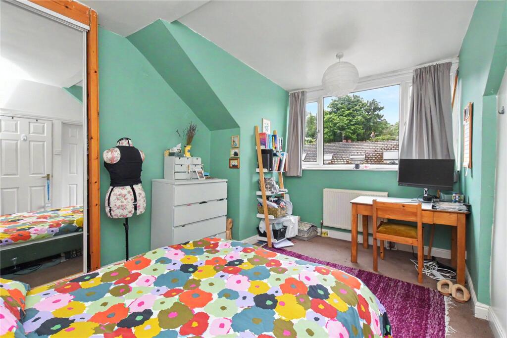 House in Leeds, Kirkstall - More