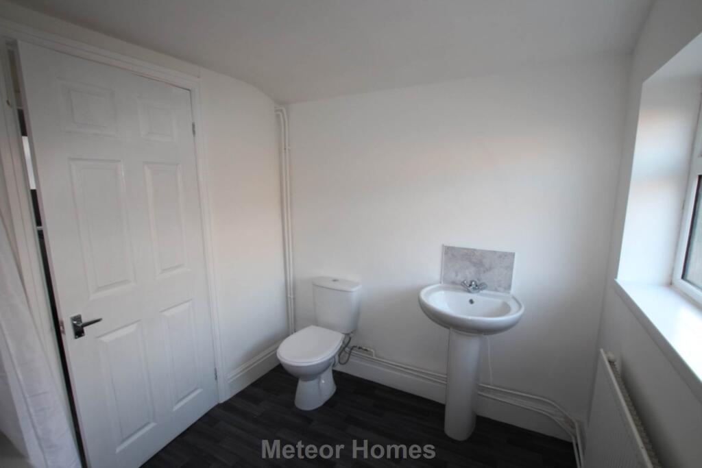 Tiverton Street, Cleethorpes photo 4