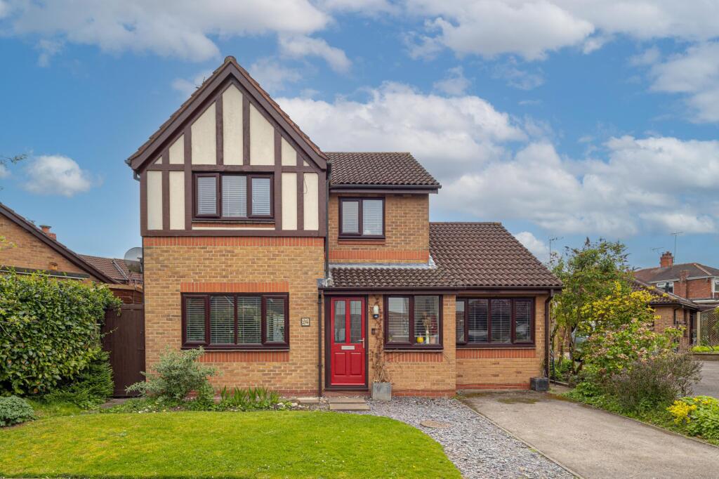 Main image of property: Mere Bank, Davenham, CW9