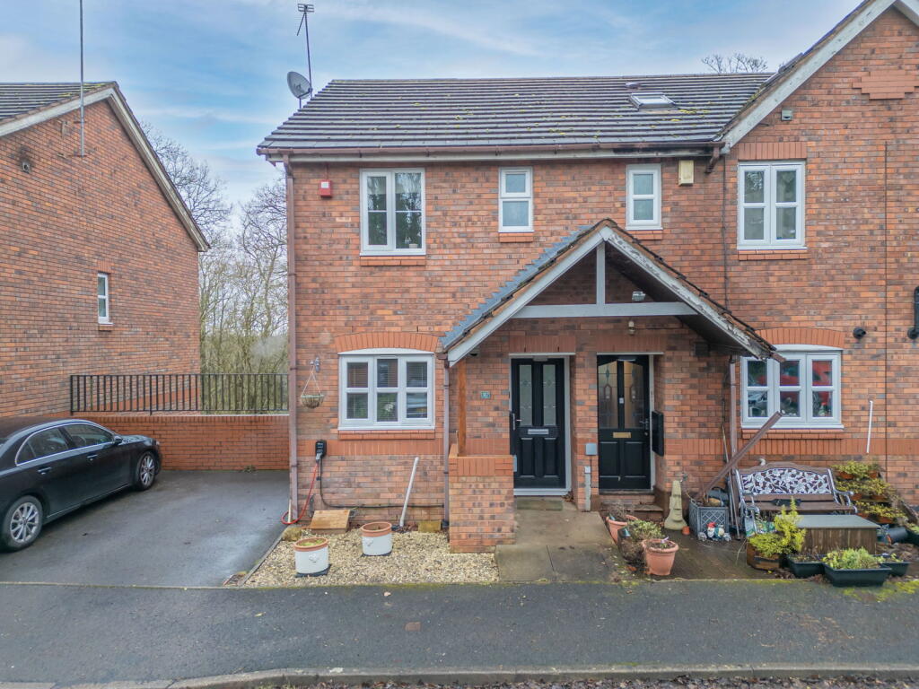 Main image of property: Minworth Close, Redditch, B97 4LW