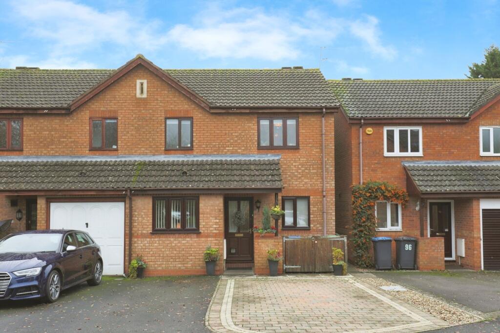 Main image of property: Stowe Drive, Southam, Warwickshire, CV47