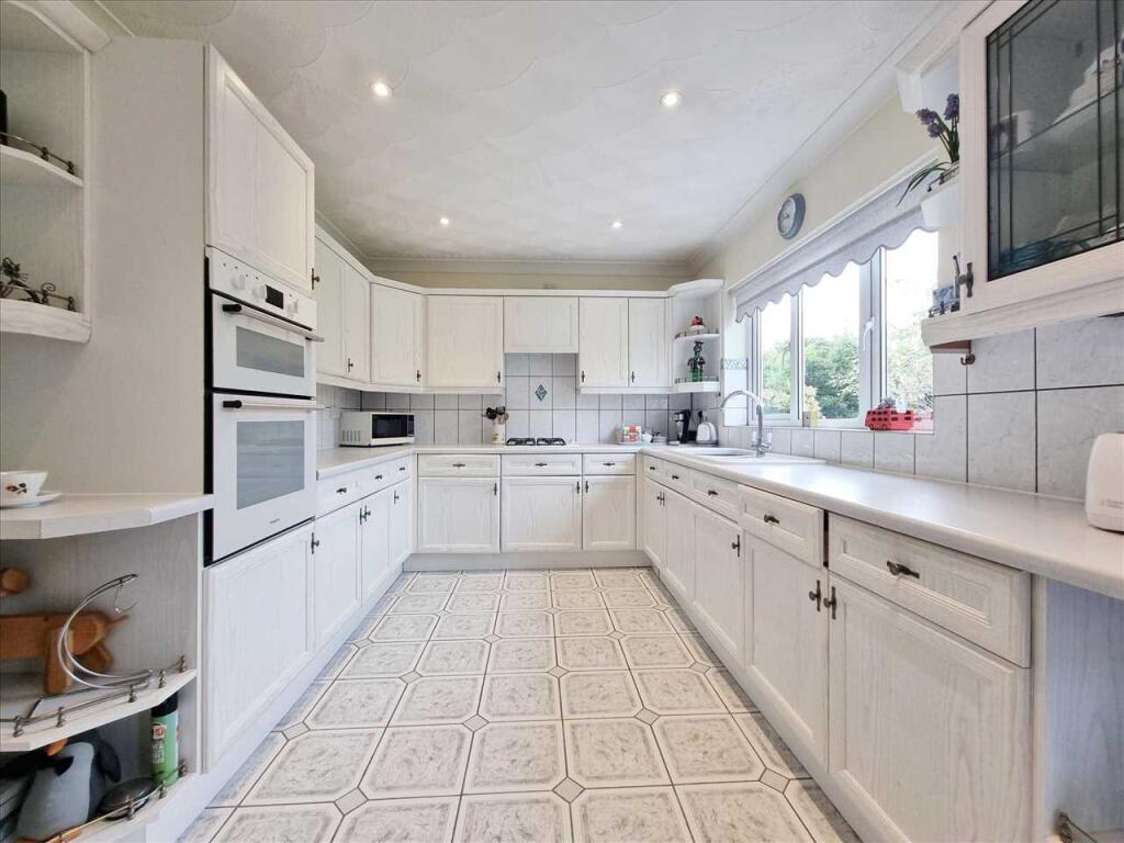 House in Nottingham - View 5