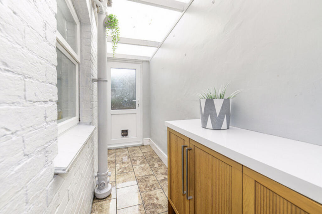 House in Dorchester - View 5