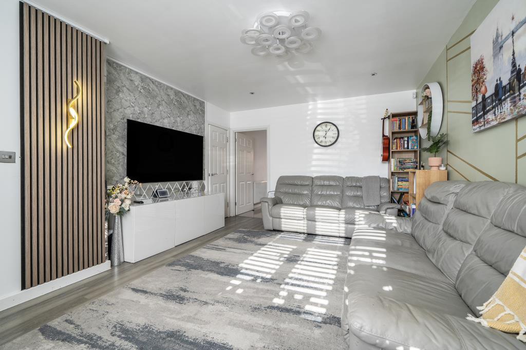 House in Berkshire - View 2