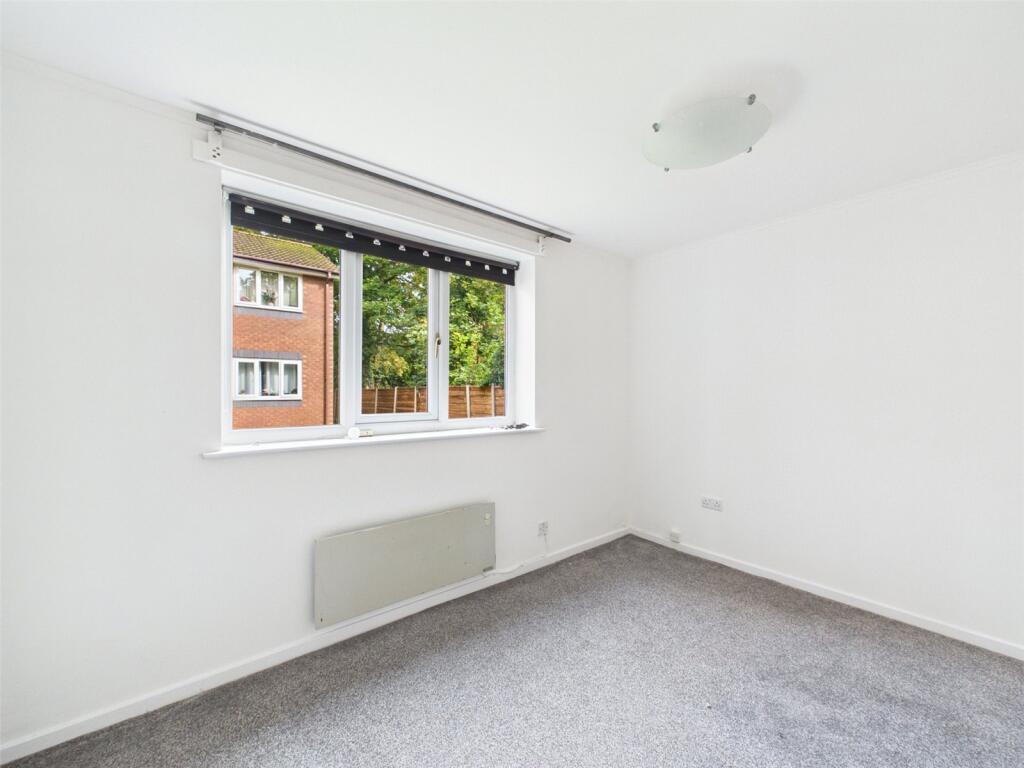 Apartment in Manchester - View 5