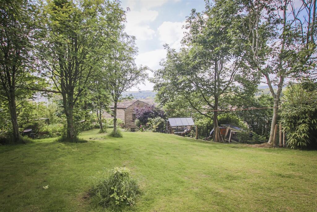 Additional image 18 of Skipton Old Road, Foulridge