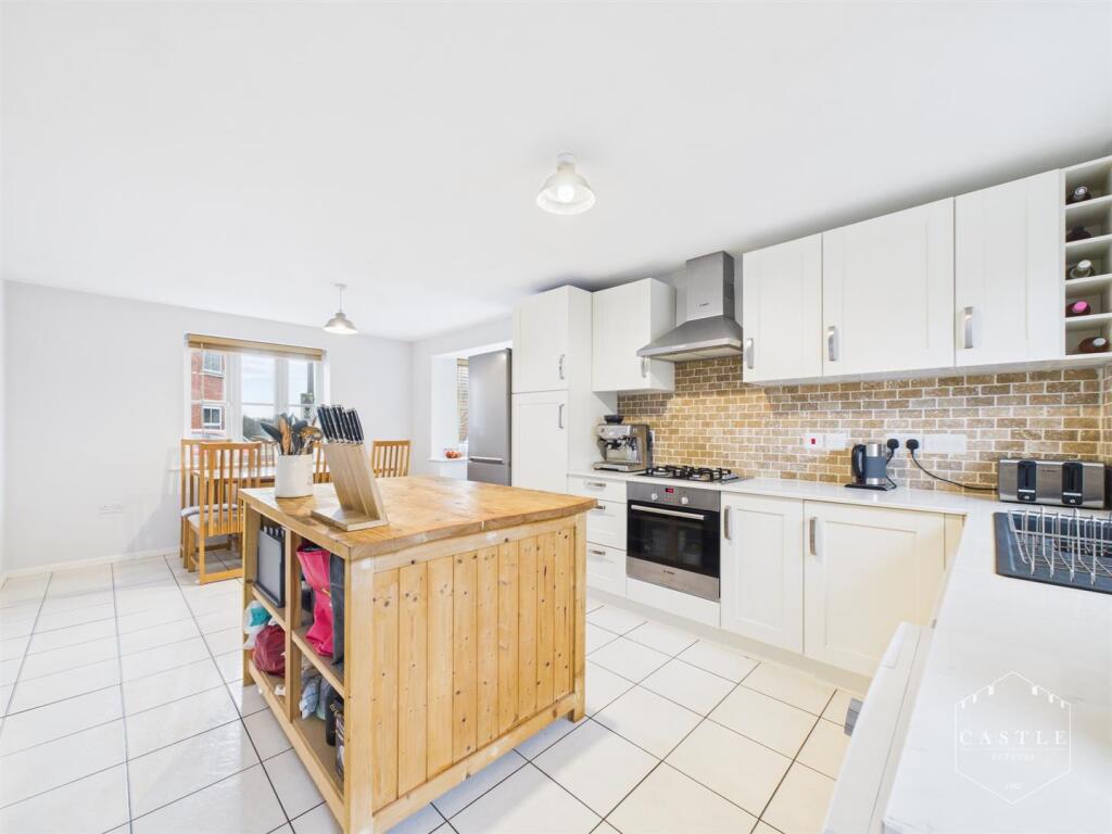 Masefield Drive, Earl Shilton, Leicester photo 3