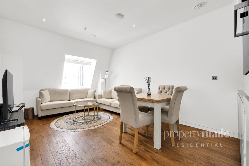 Apartment in London - View 3