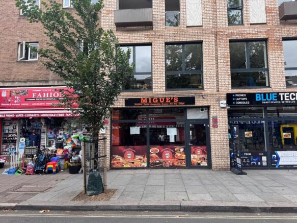 196A Southwark Park Road ext.jpg