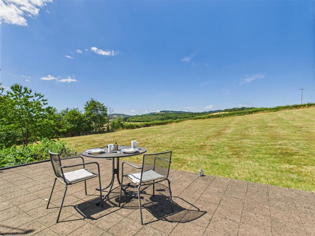Chapel Lane, Churcham, Gloucester, Gloucestershire, GL2 photo 3